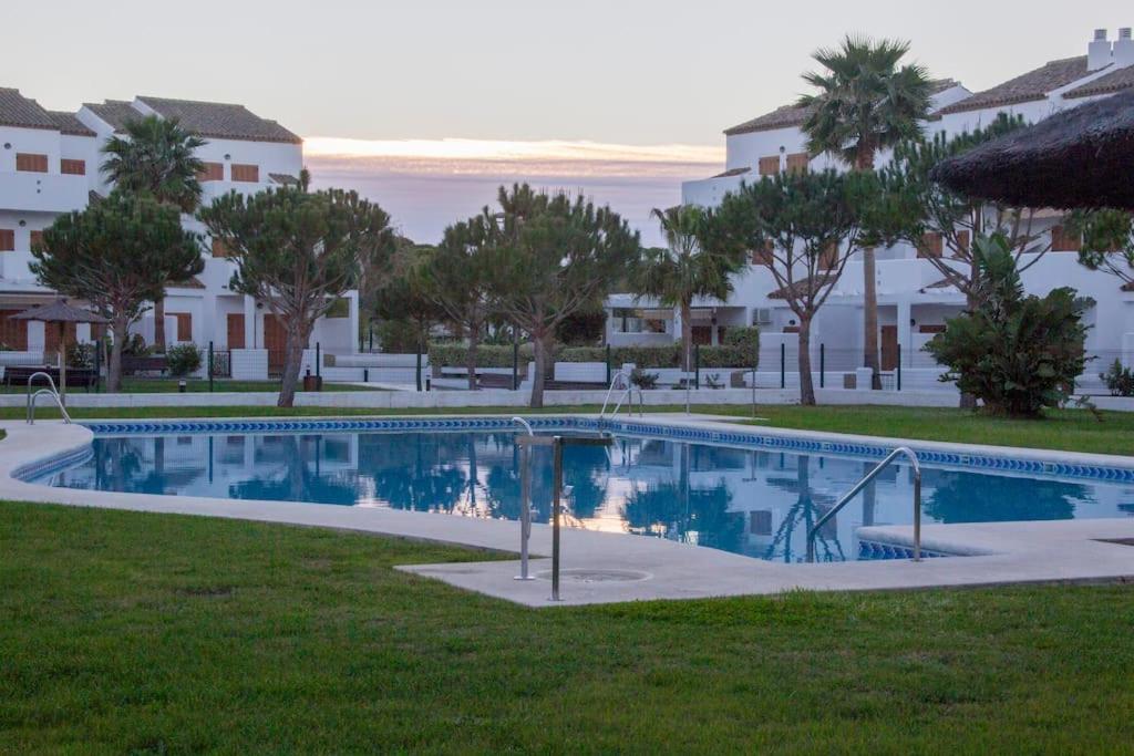 Precioso Apartamento A 700 M Del Mar 치클라나 데 라 프론테라 외부 사진